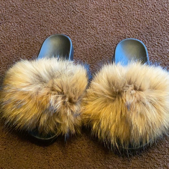 Shoes - Fur slides